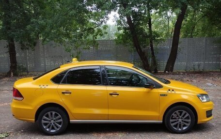 Volkswagen Polo VI (EU Market), 2019 год, 630 000 рублей, 3 фотография