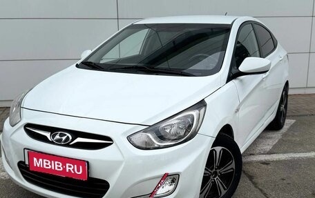 Hyundai Solaris II рестайлинг, 2014 год, 984 000 рублей, 1 фотография