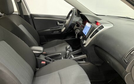 KIA cee'd I рестайлинг, 2012 год, 737 000 рублей, 20 фотография