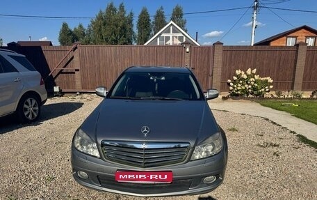 Mercedes-Benz C-Класс, 2008 год, 900 000 рублей, 1 фотография