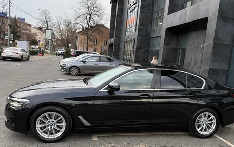 BMW 5 серия, 2021 год, 4 488 000 рублей, 3 фотография