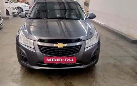 Chevrolet Cruze II, 2013 год, 780 000 рублей, 3 фотография