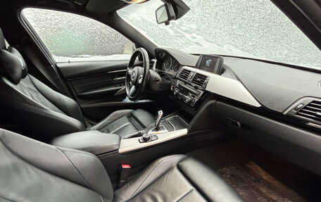 BMW 3 серия, 2018 год, 2 900 000 рублей, 10 фотография