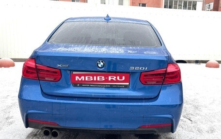 BMW 3 серия, 2018 год, 2 900 000 рублей, 2 фотография