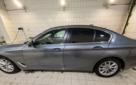 BMW 5 серия, 2019 год, 2 655 000 рублей, 10 фотография