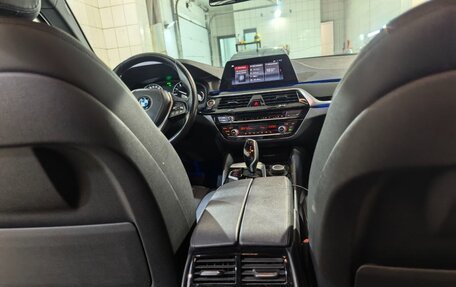 BMW 5 серия, 2019 год, 2 655 000 рублей, 24 фотография