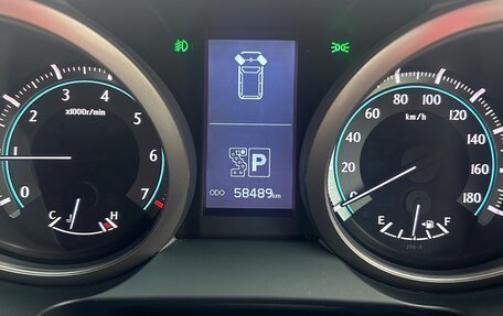 Toyota Land Cruiser Prado 150 рестайлинг 2, 2012 год, 4 000 000 рублей, 5 фотография