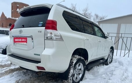 Toyota Land Cruiser Prado 150 рестайлинг 2, 2012 год, 4 000 000 рублей, 3 фотография