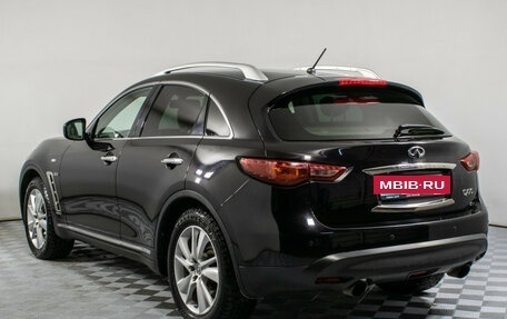 Infiniti QX70, 2015 год, 2 090 000 рублей, 7 фотография