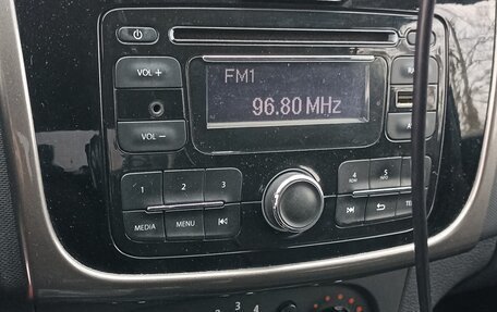 Renault Logan II, 2014 год, 635 000 рублей, 6 фотография