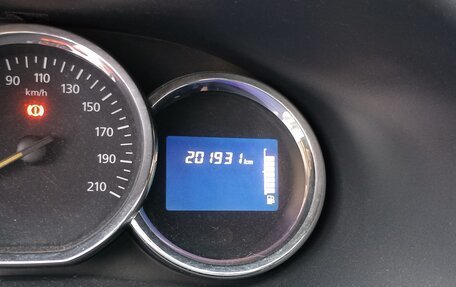 Renault Logan II, 2014 год, 635 000 рублей, 7 фотография