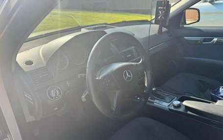 Mercedes-Benz C-Класс, 2008 год, 900 000 рублей, 7 фотография