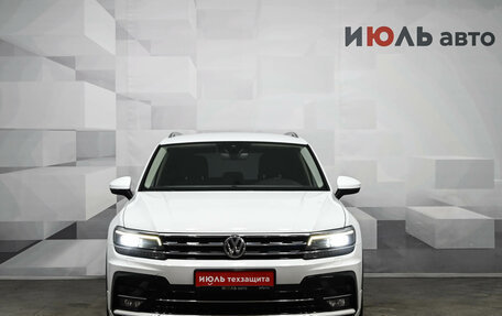 Volkswagen Tiguan II, 2019 год, 3 450 000 рублей, 2 фотография
