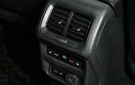 Volkswagen Tiguan II, 2019 год, 3 450 000 рублей, 16 фотография