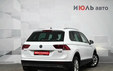 Volkswagen Tiguan II, 2017 год, 3 200 000 рублей, 7 фотография