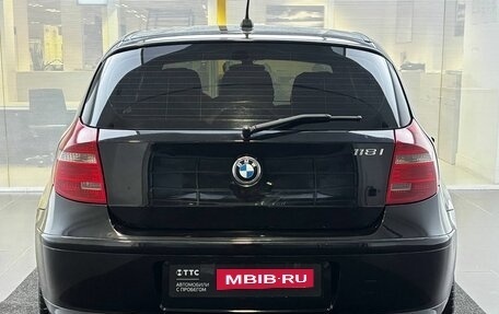 BMW 1 серия, 2010 год, 750 000 рублей, 6 фотография