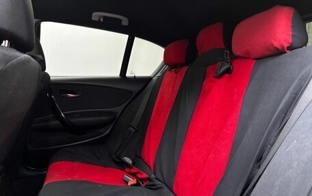 BMW 1 серия, 2010 год, 750 000 рублей, 12 фотография