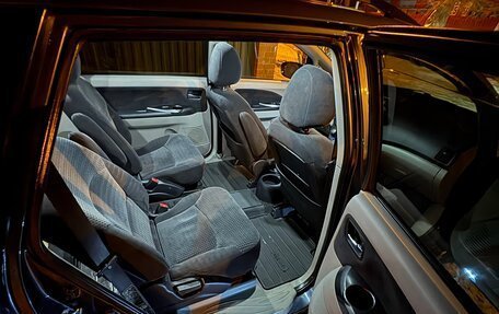 Mitsubishi Grandis, 2006 год, 1 050 000 рублей, 9 фотография