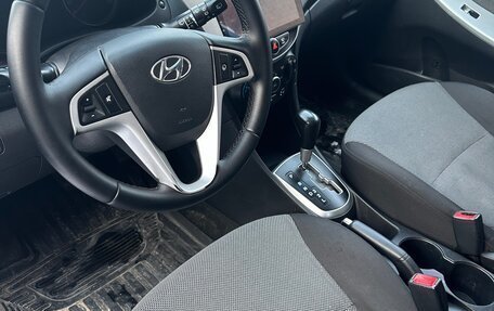 Hyundai Solaris II рестайлинг, 2012 год, 675 000 рублей, 5 фотография