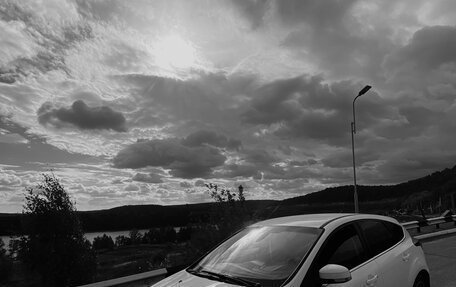 Ford Focus III, 2015 год, 800 000 рублей, 2 фотография