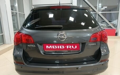 Opel Astra J, 2011 год, 825 000 рублей, 5 фотография