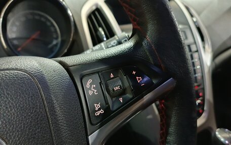 Opel Astra J, 2011 год, 825 000 рублей, 22 фотография