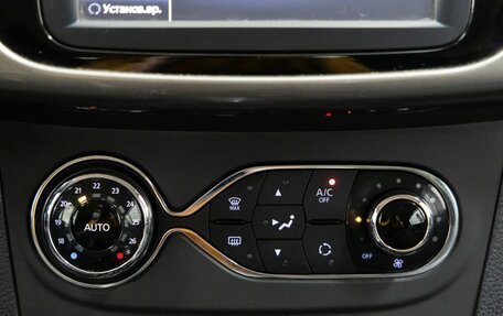 Renault Sandero II рестайлинг, 2018 год, 1 208 000 рублей, 19 фотография