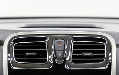 Renault Sandero II рестайлинг, 2018 год, 1 208 000 рублей, 16 фотография