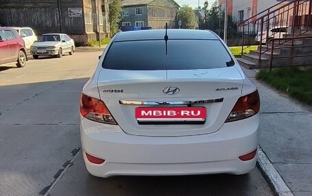 Hyundai Solaris II рестайлинг, 2011 год, 850 000 рублей, 6 фотография