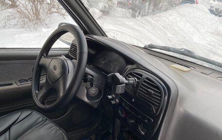 KIA Sportage IV рестайлинг, 2004 год, 200 000 рублей, 1 фотография