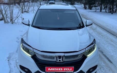 Honda Vezel, 2021 год, 2 200 000 рублей, 1 фотография