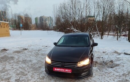 Volkswagen Polo VI (EU Market), 2018 год, 960 000 рублей, 1 фотография