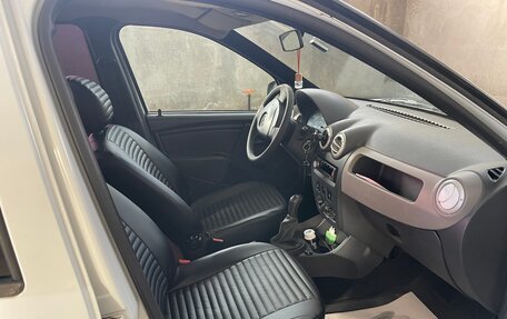 Renault Logan I, 2015 год, 340 000 рублей, 9 фотография