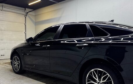 KIA K5, 2021 год, 2 400 000 рублей, 24 фотография