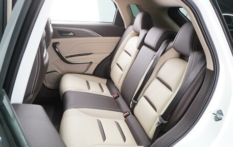 FAW Bestune T77, 2024 год, 2 034 000 рублей, 9 фотография