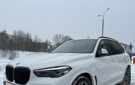 BMW X5, 2019 год, 6 790 000 рублей, 2 фотография