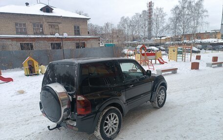 Mitsubishi Pajero III рестайлинг, 2003 год, 780 000 рублей, 2 фотография