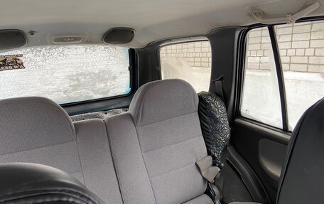 KIA Sportage IV рестайлинг, 2004 год, 200 000 рублей, 3 фотография