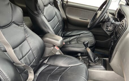 KIA Sportage IV рестайлинг, 2004 год, 200 000 рублей, 13 фотография