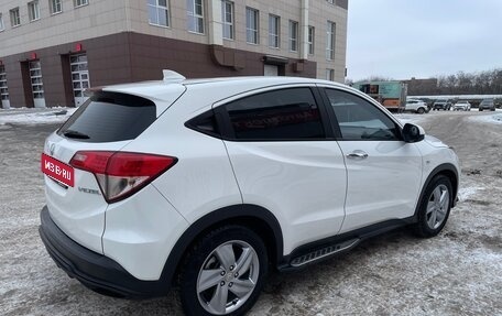 Honda Vezel, 2021 год, 2 200 000 рублей, 16 фотография