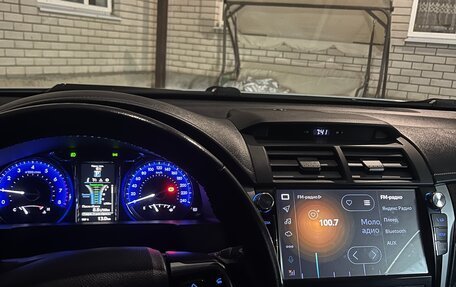 Toyota Camry, 2017 год, 2 355 000 рублей, 6 фотография