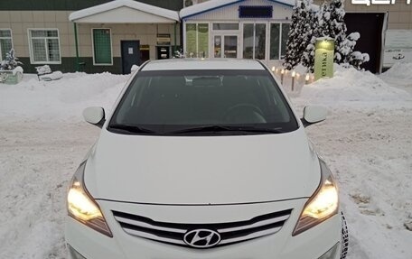 Hyundai Solaris II рестайлинг, 2015 год, 1 200 000 рублей, 5 фотография