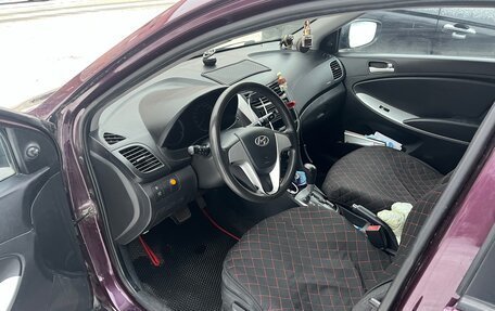 Hyundai Solaris II рестайлинг, 2011 год, 650 000 рублей, 8 фотография