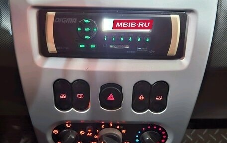 Renault Sandero I, 2010 год, 380 000 рублей, 11 фотография