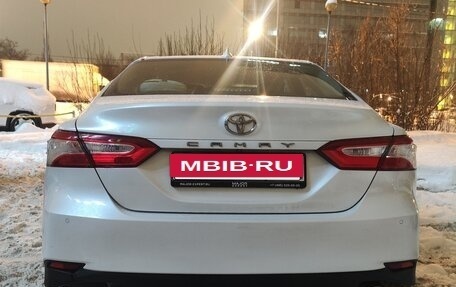 Toyota Camry, 2019 год, 2 770 000 рублей, 3 фотография