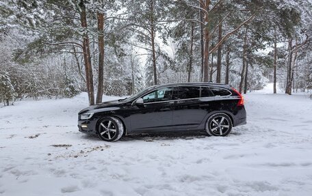 Volvo V60 I, 2018 год, 2 350 000 рублей, 10 фотография