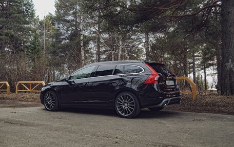 Volvo V60 I, 2018 год, 2 350 000 рублей, 3 фотография