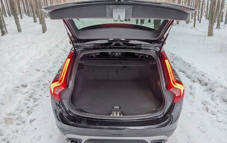 Volvo V60 I, 2018 год, 2 350 000 рублей, 16 фотография