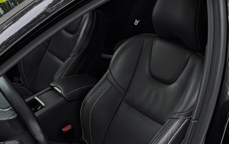 Volvo V60 I, 2018 год, 2 350 000 рублей, 23 фотография