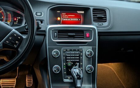 Volvo V60 I, 2018 год, 2 350 000 рублей, 30 фотография